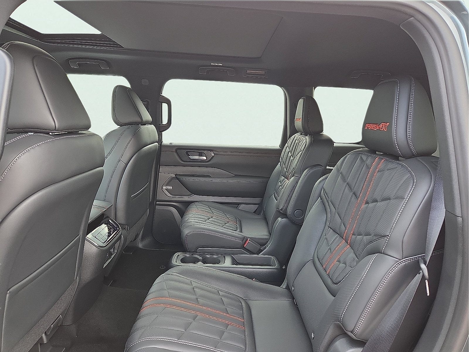 New 2026 Nissan Armada PRO-4X AWD/4WD image 10