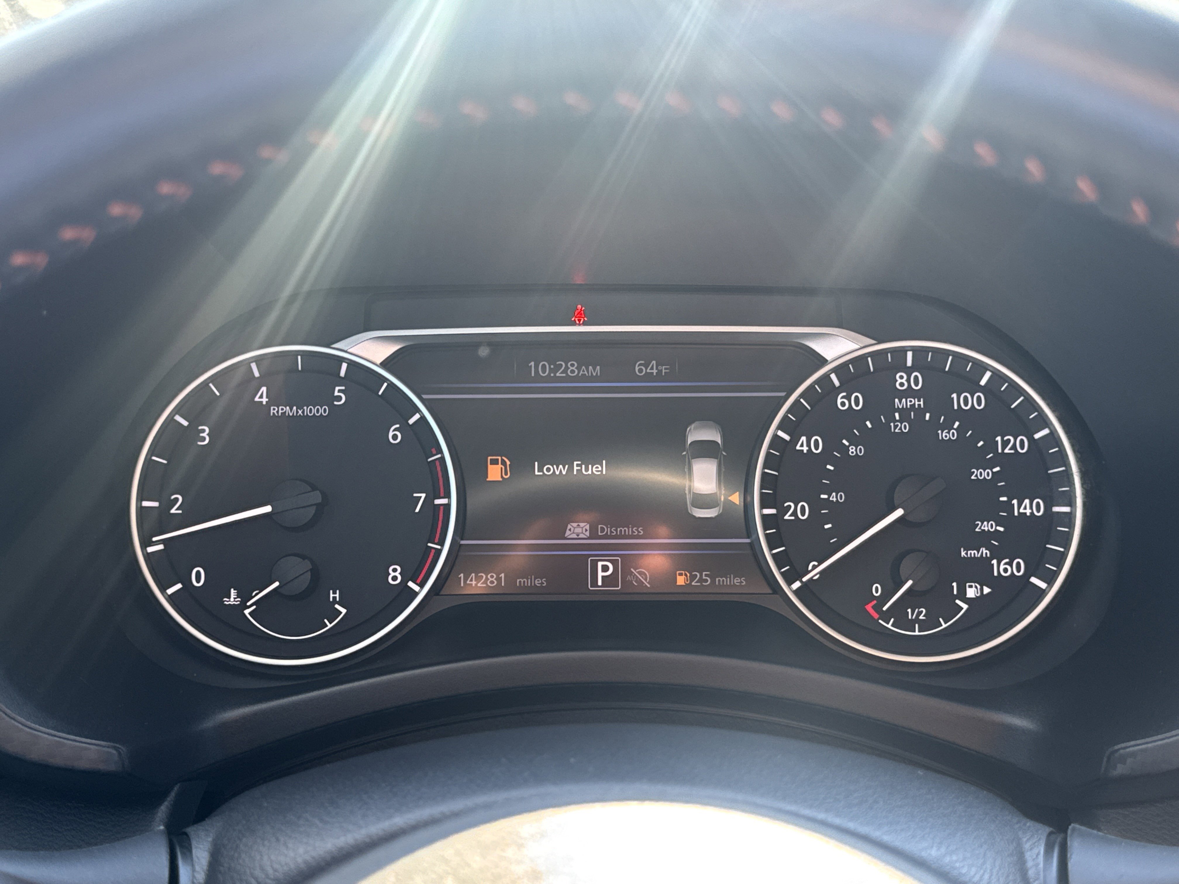 Used 2024 Nissan Sentra SR w/ SR Premium Package image 13