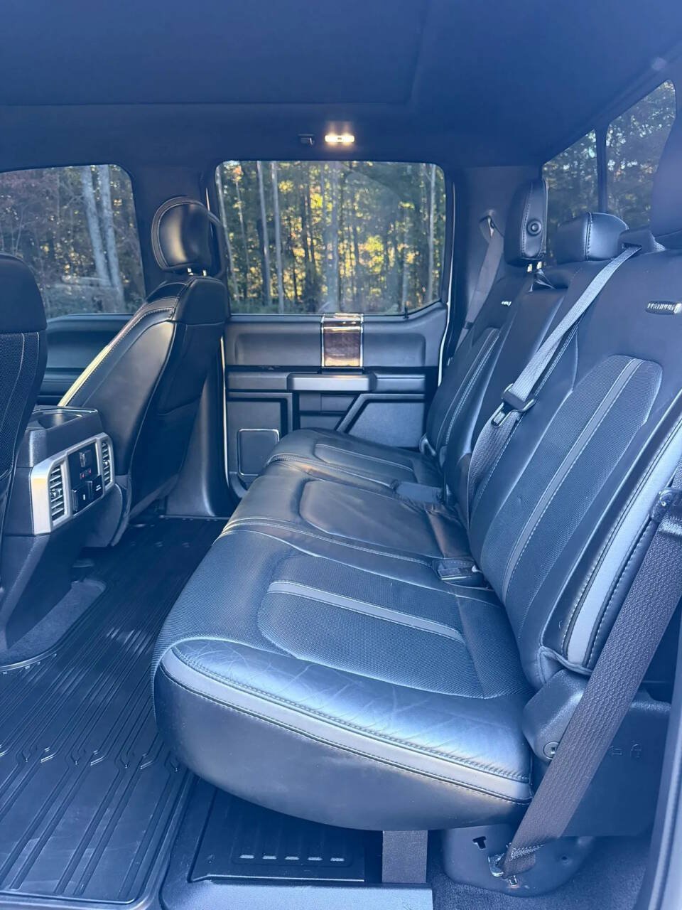 Used 2017 Ford F350 Platinum w/ Platinum Ultimate Package AWD/4WD image 21