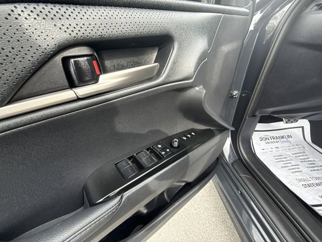 Used 2026 Toyota Camry XSE w/ Premium Plus Package image 13