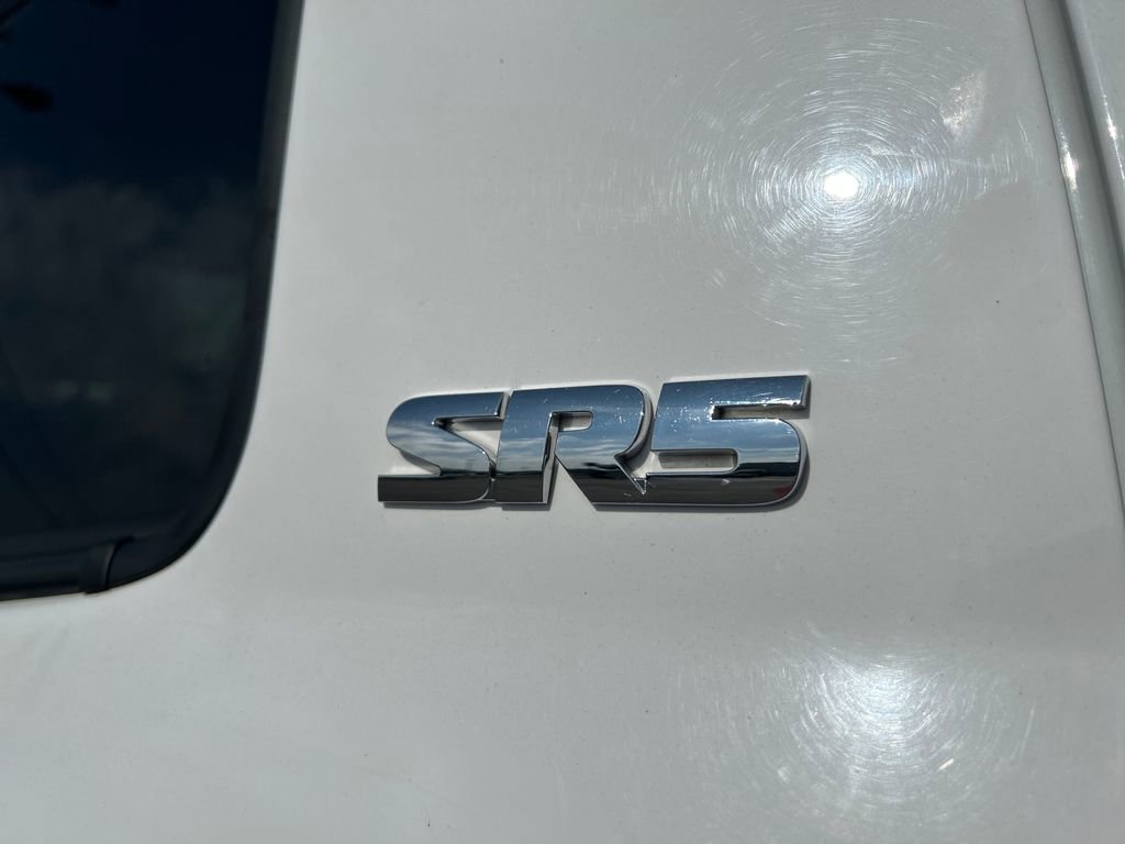 Used 2018 Toyota Tundra SR5 w/ SR5 Upgrade Package image 12