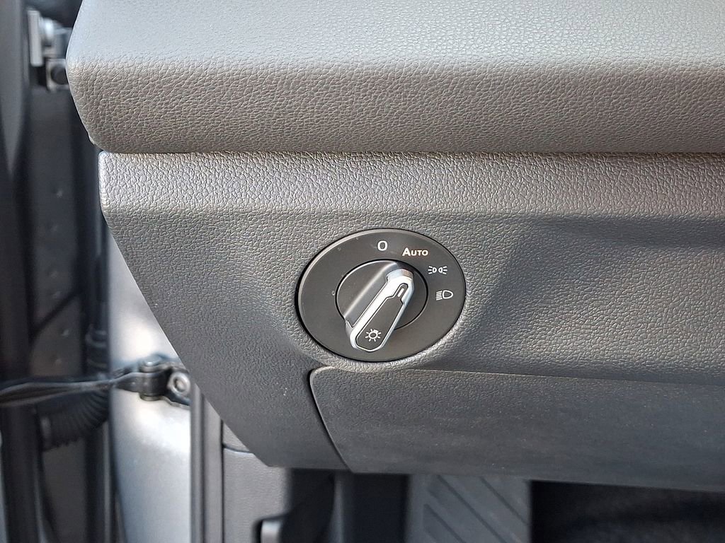 Used 2025 Volkswagen Jetta S image 26