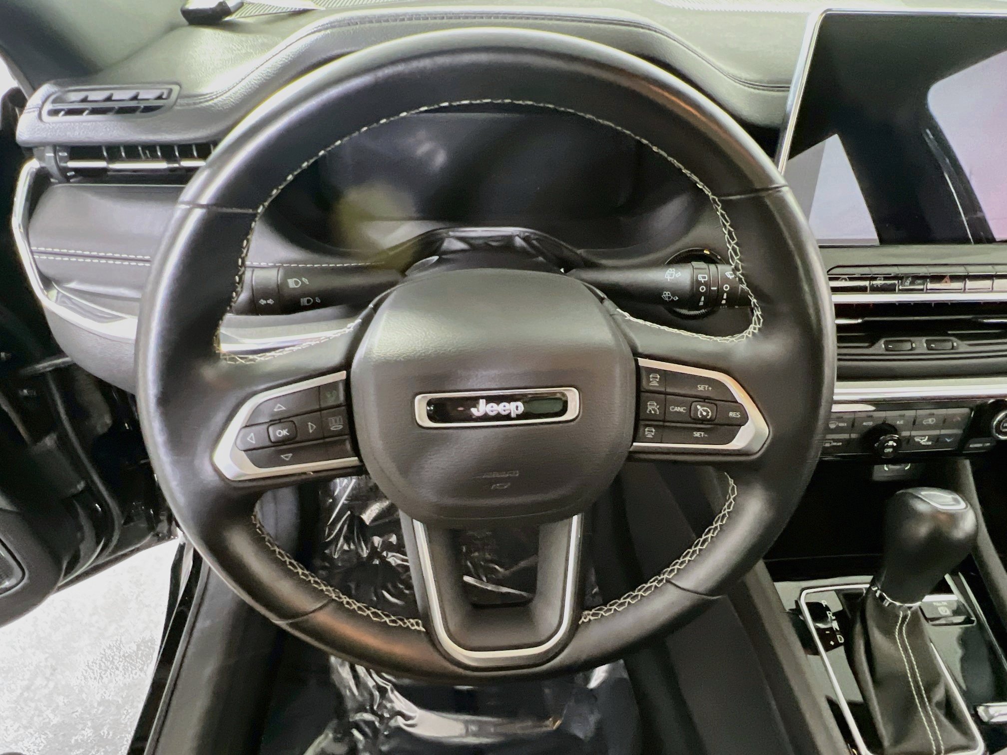 Used 2022 Jeep Compass High Altitude AWD/4WD image 11