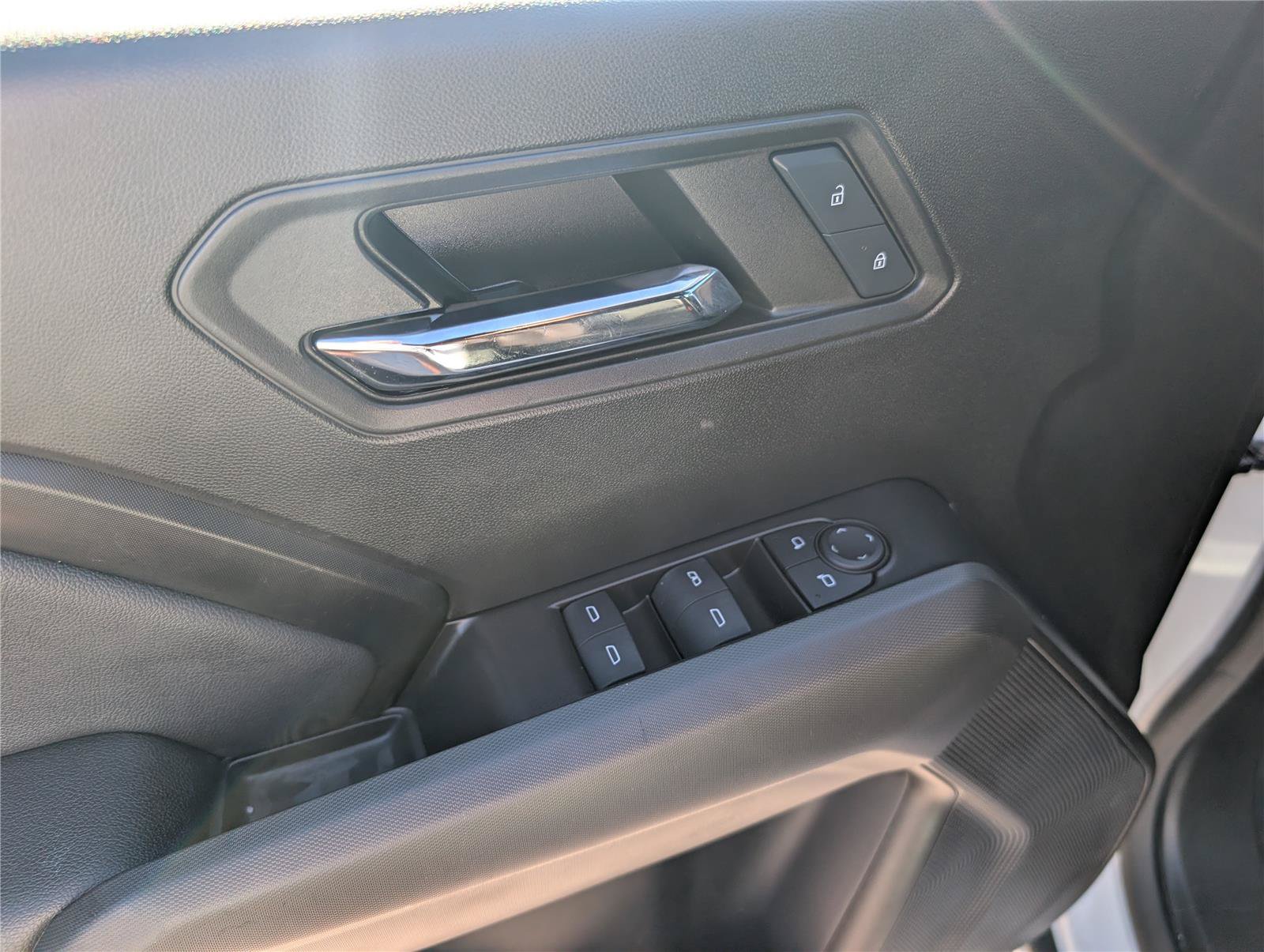 Used 2024 Chevrolet Colorado LT w/ LT Convenience Package III AWD/4WD image 19