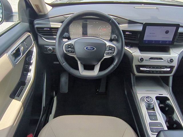 Used 2022 Ford Explorer XLT RWD image 17