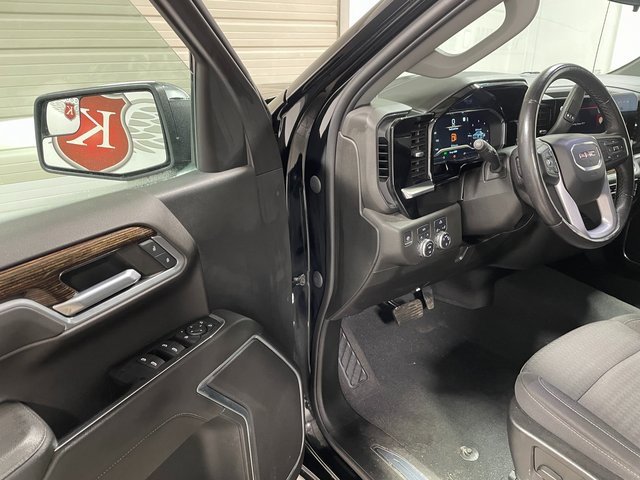 Used 2022 GMC Sierra 1500 SLE image 10