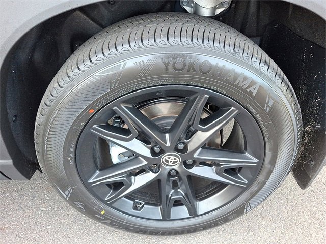 New 2026 Toyota Grand Highlander AWD Hybrid image 5