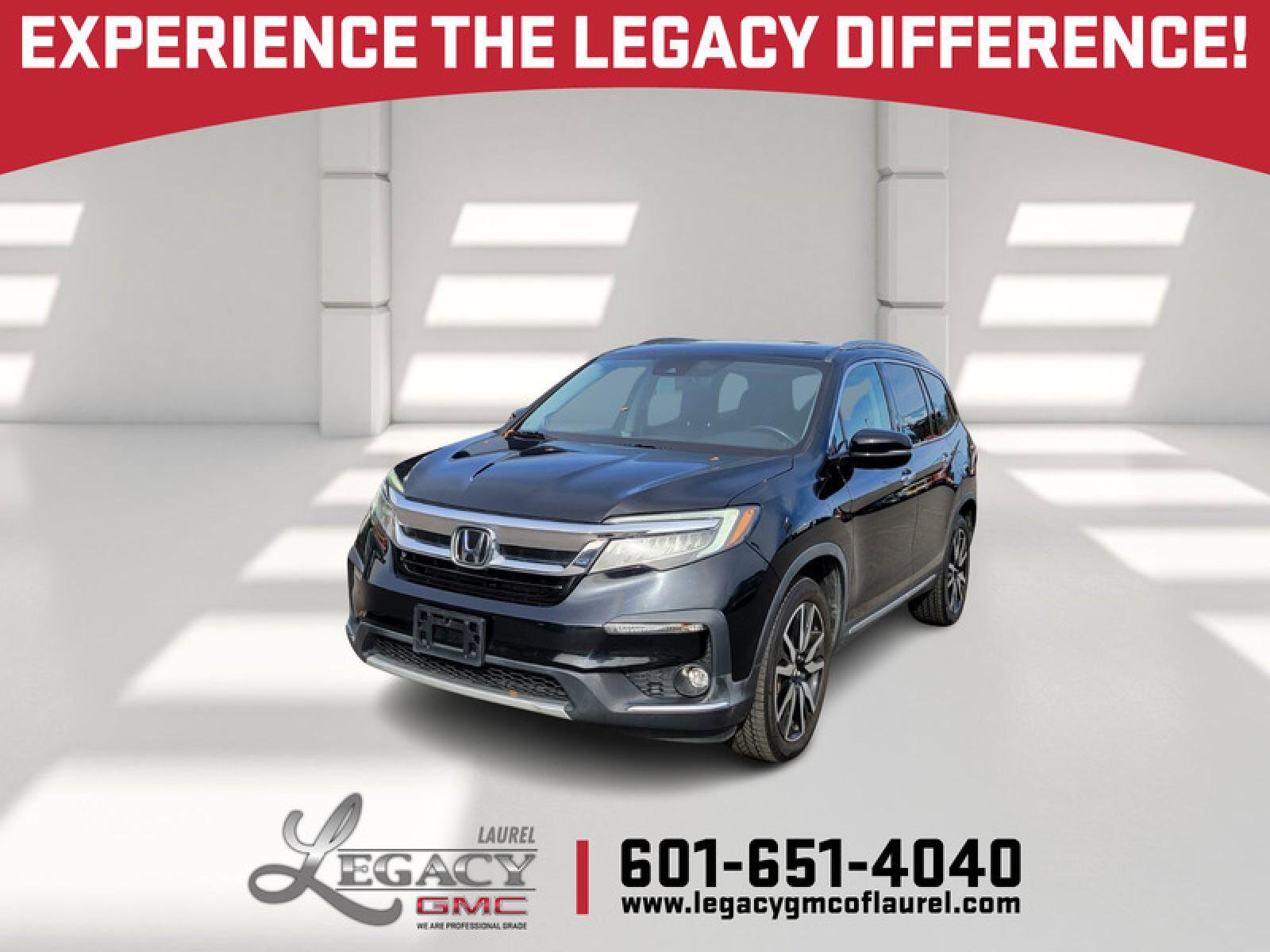 Used 2021 Honda Pilot Touring image 1