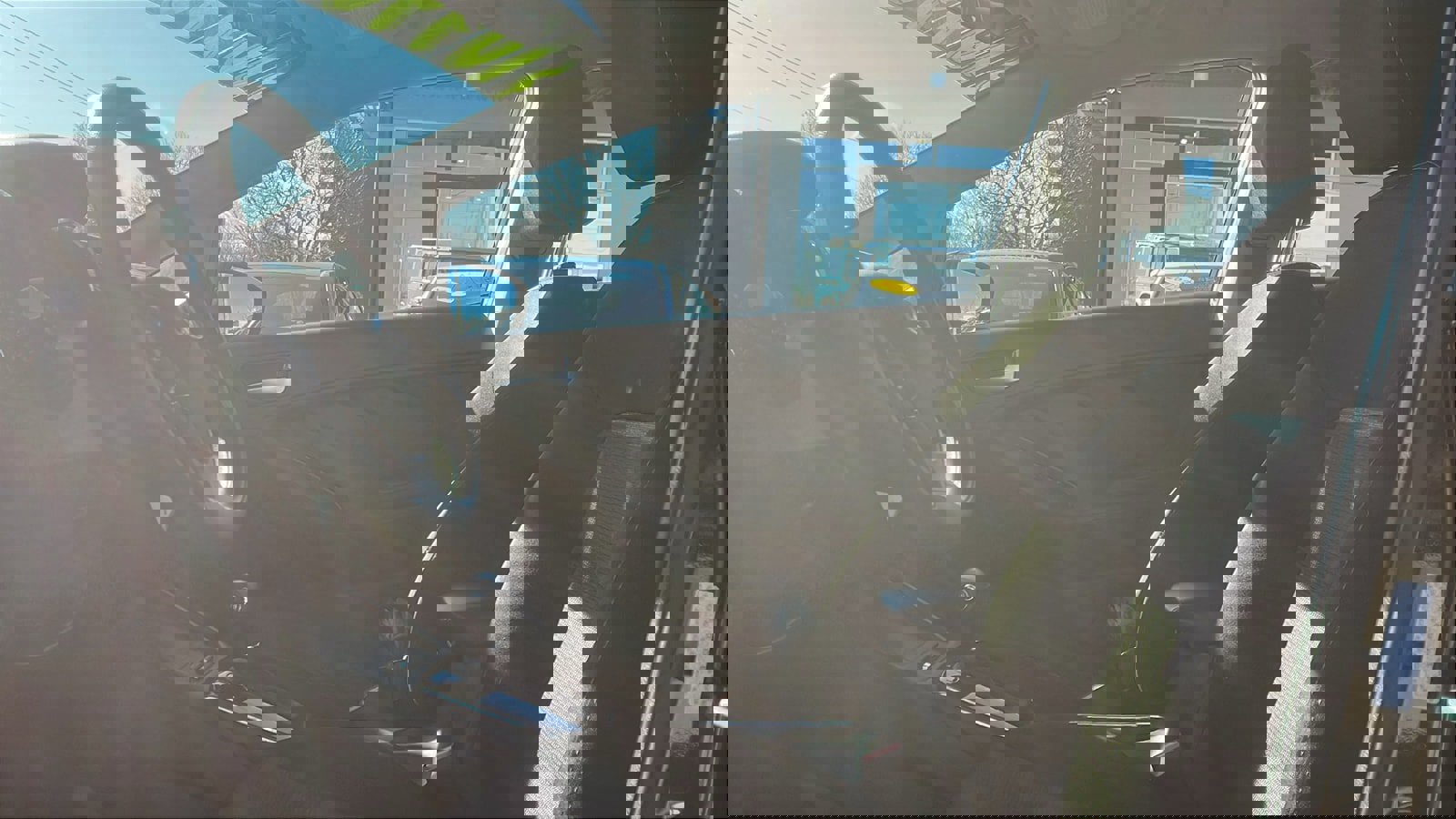 Used 2017 Kia Forte LX image 10