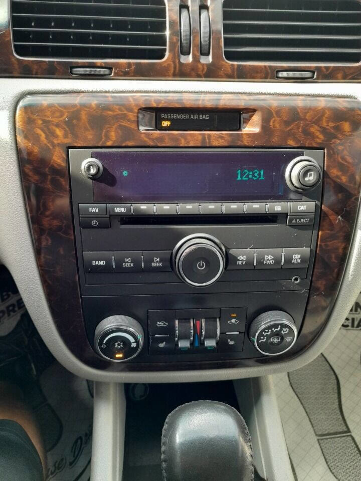 Used 2013 Chevrolet Impala LTZ image 11