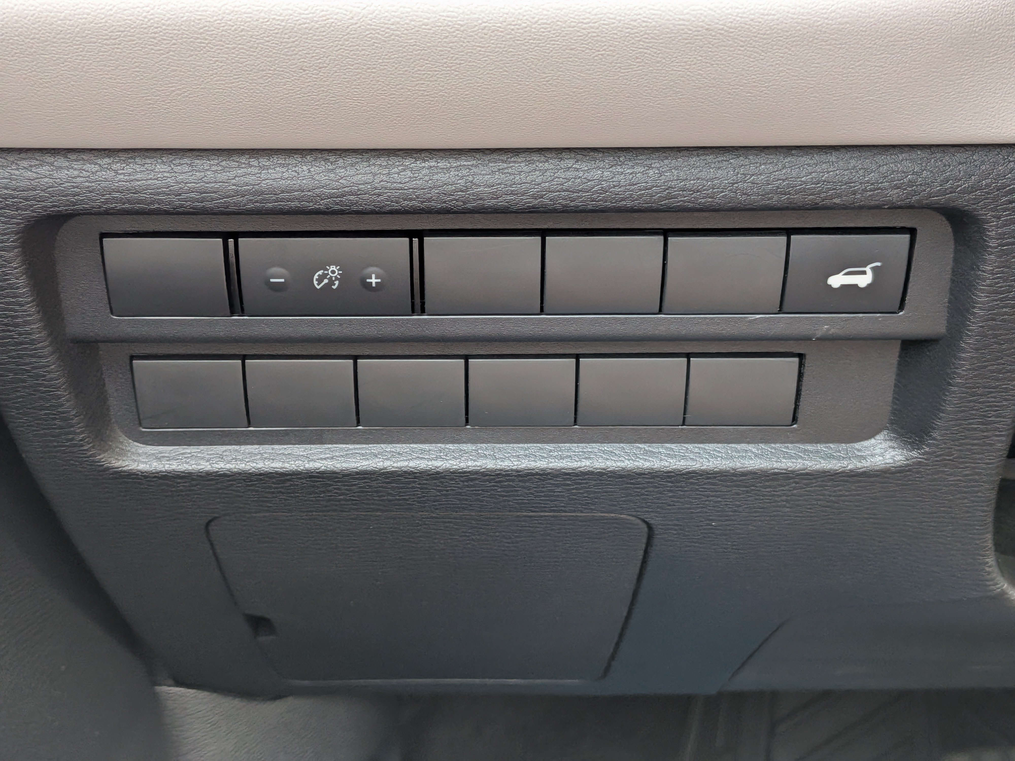 Used 2024 Mitsubishi Outlander SEL FWD image 25