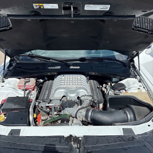 Used 2016 Dodge Challenger SRT Hellcat image 14