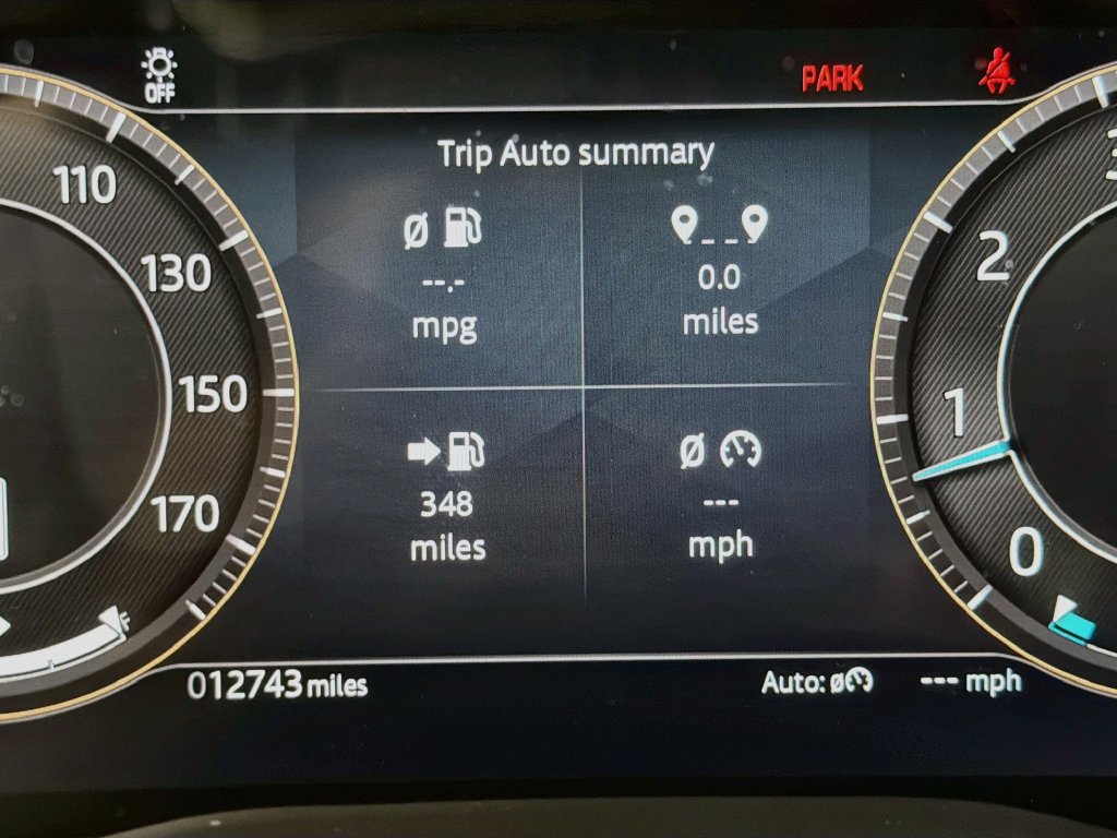 Used 2026 Jaguar F-PACE R-Dynamic S AWD/4WD image 12