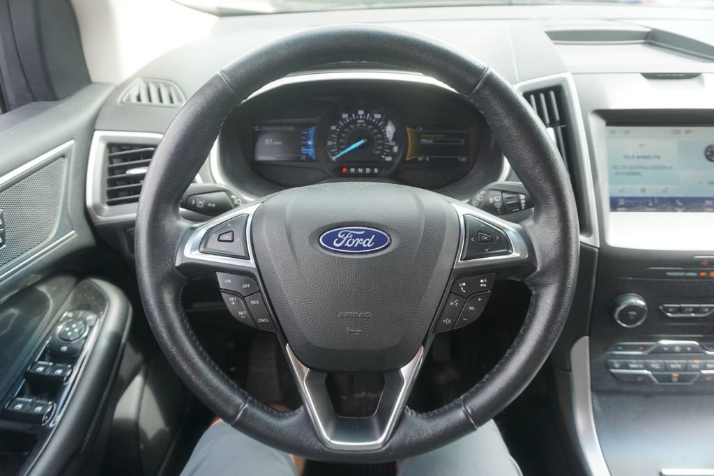 Used 2020 Ford Edge SEL w/ Convenience Package AWD/4WD image 3