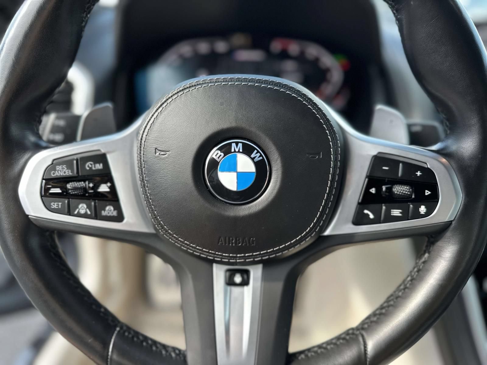 Used 2022 BMW M850i xDrive Convertible AWD/4WD image 13