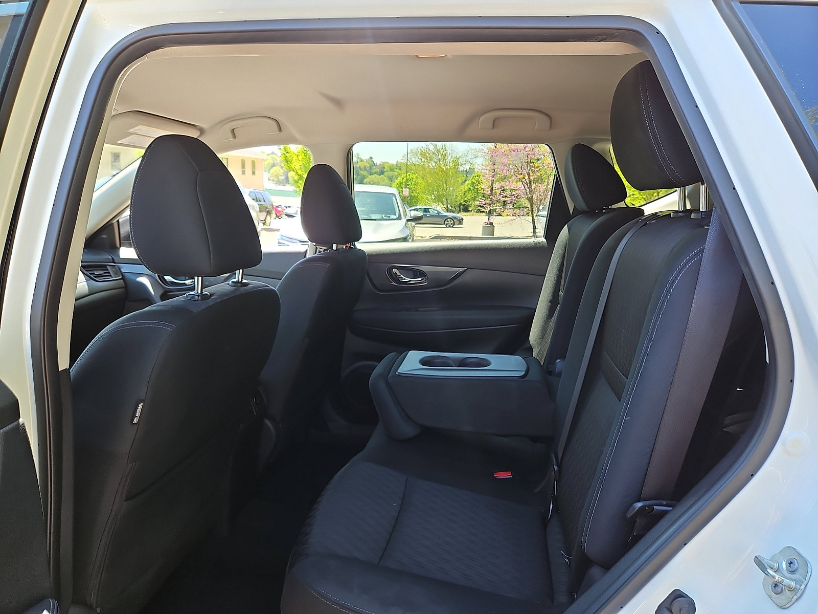 Certified 2019 Nissan Rogue SV AWD/4WD image 10