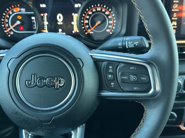 Used 2024 Jeep Wrangler Sahara image 21