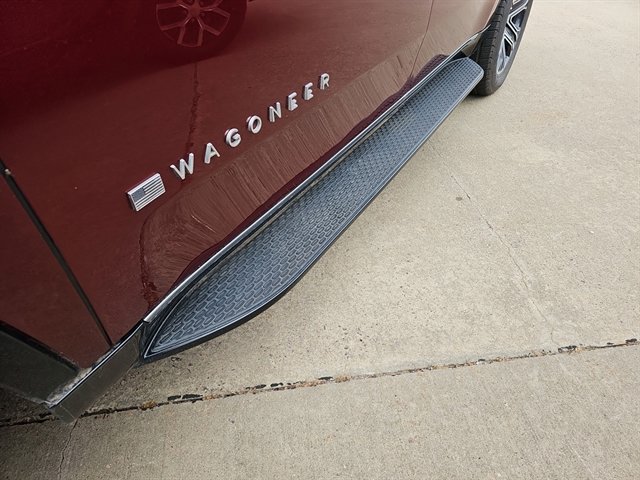 Used 2022 Jeep Wagoneer Series III image 25