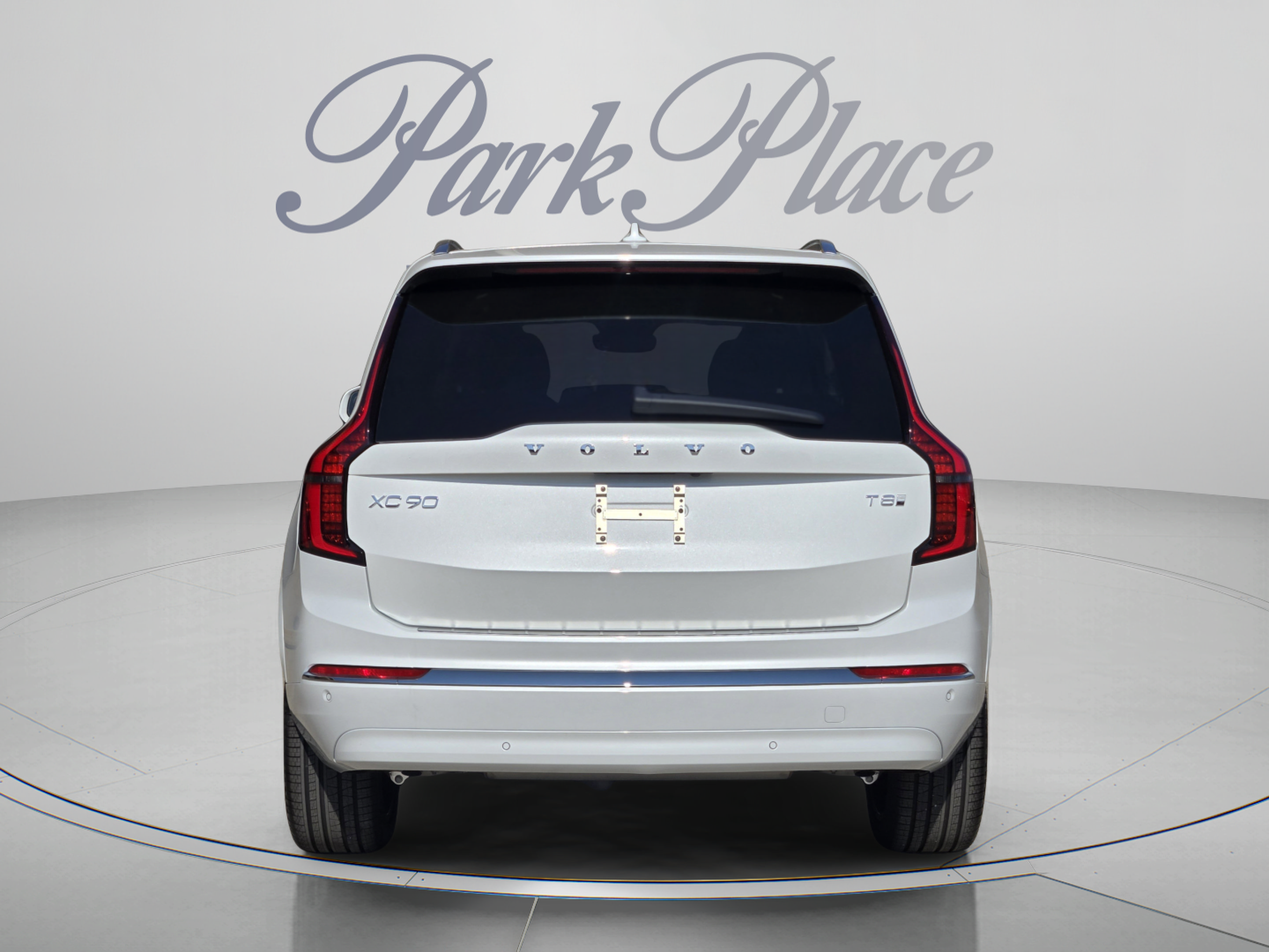 New 2026 Volvo XC90 T8 Ultra w/ Protection Package Premier AWD/4WD image 4