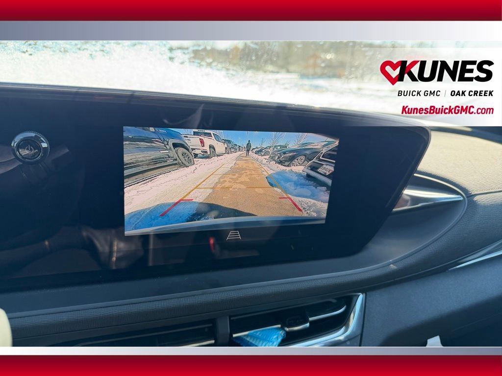 Used 2025 Buick Envista Preferred w/ Convenience I Package image 21