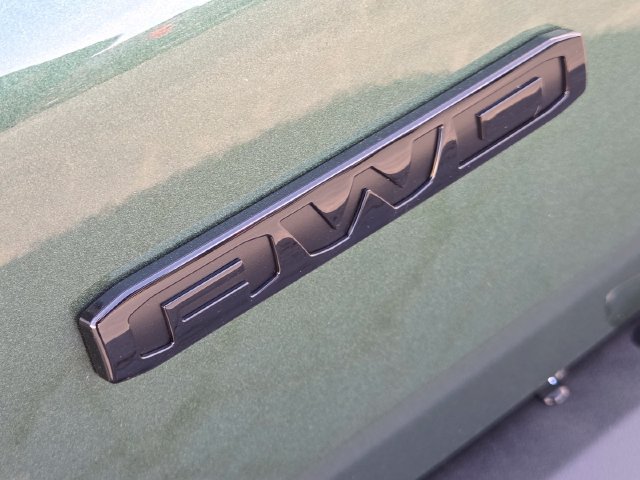 New 2027 GMC Acadia Elevation w/ Black Edition AWD/4WD image 6