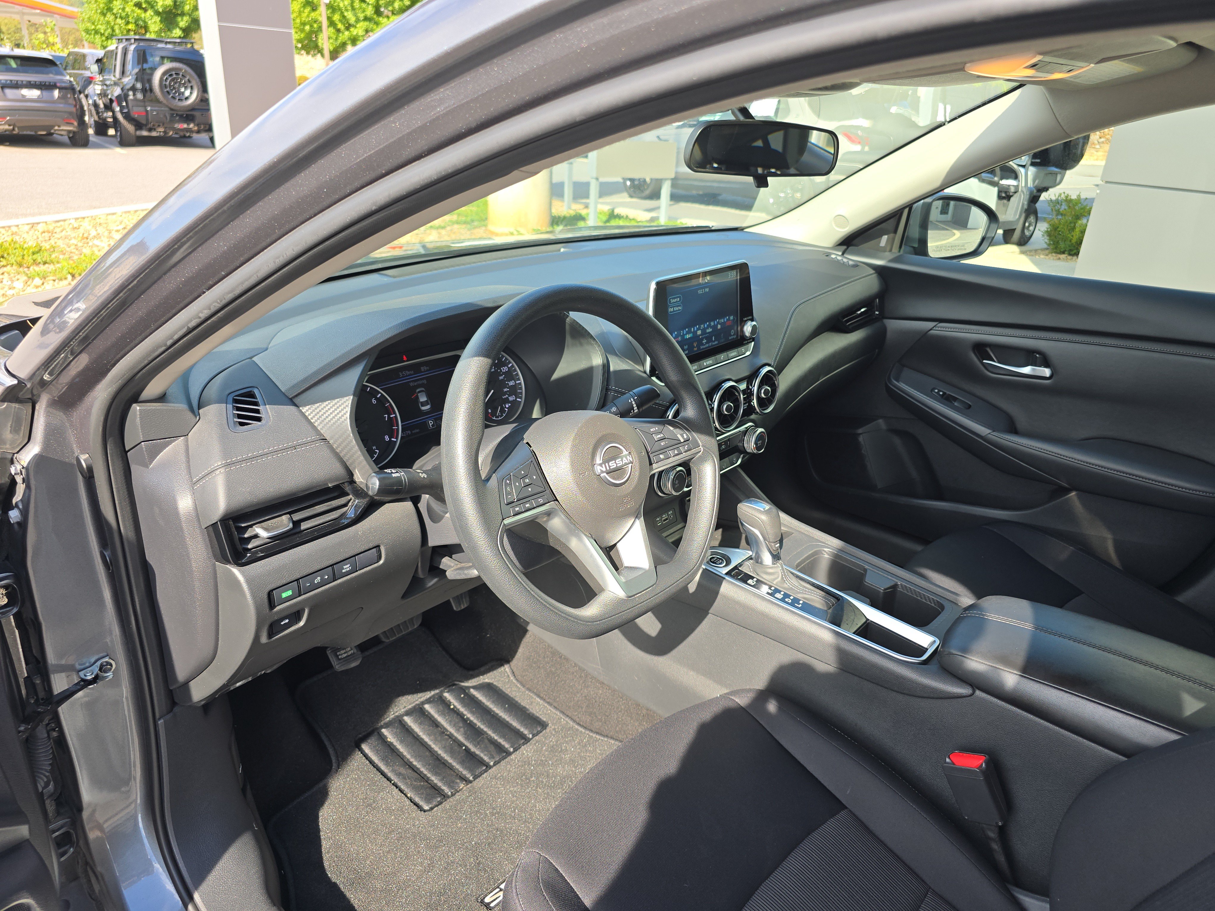 Used 2024 Nissan Sentra SV FWD image 21