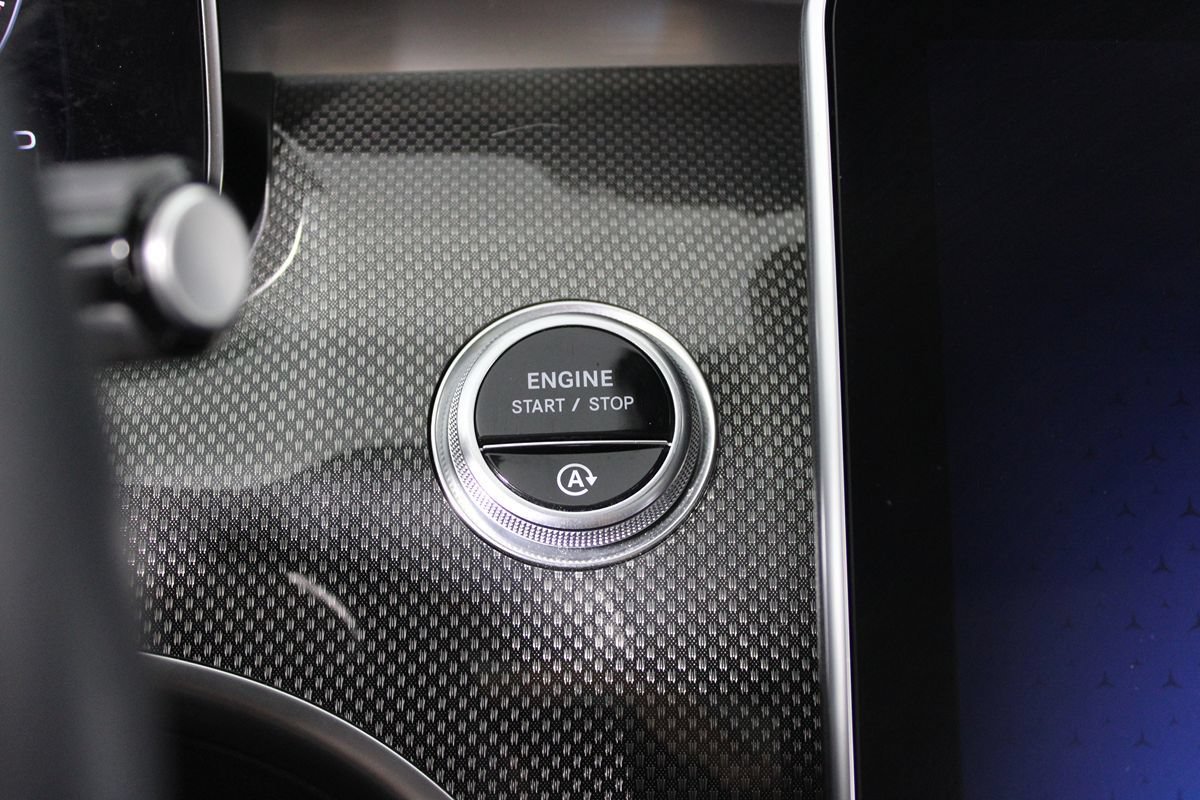 Used 2022 Mercedes-Benz C 300 Sedan image 21