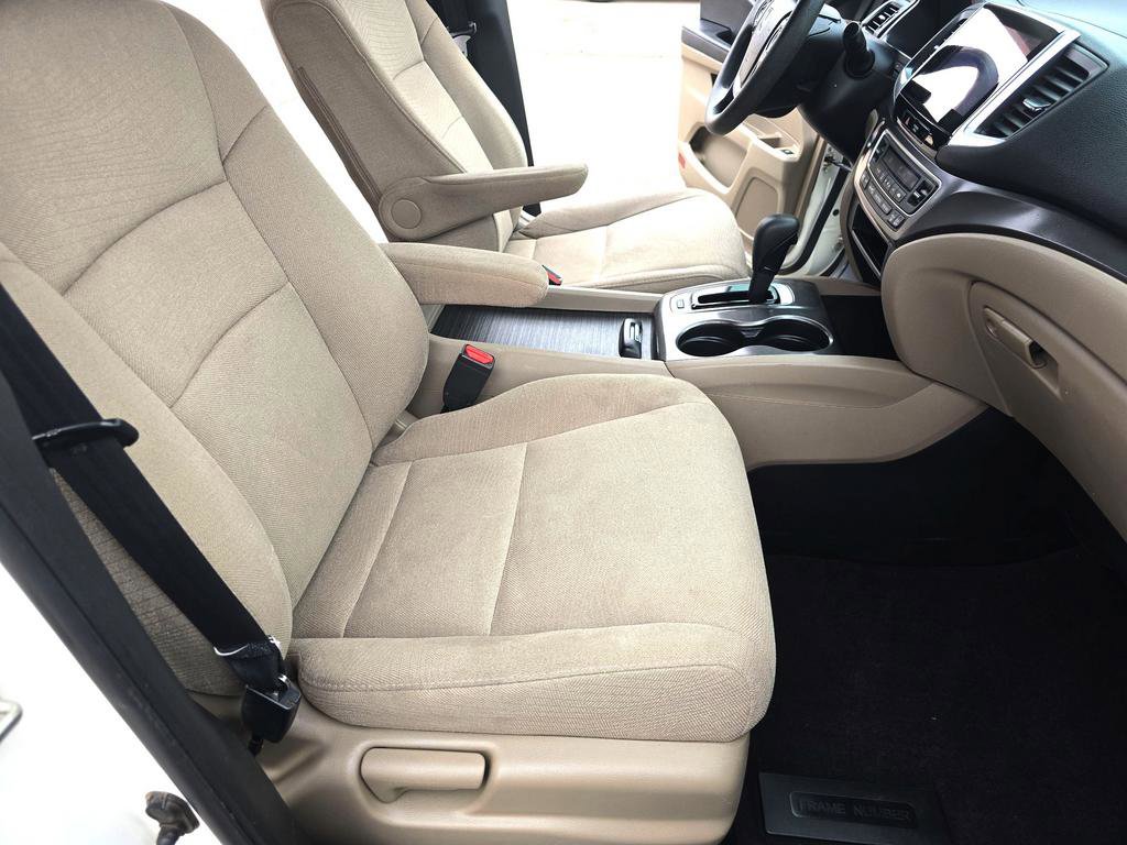 Used 2017 Honda Pilot EX image 24
