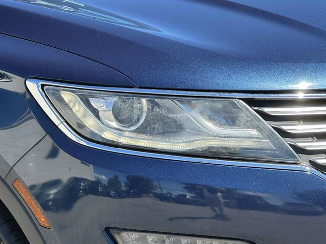 Used 2017 Lincoln MKC Select w/ Select Plus Package AWD/4WD image 28