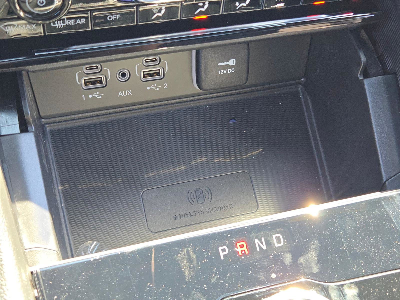 New 2025 Jeep Grand Cherokee Altitude image 33