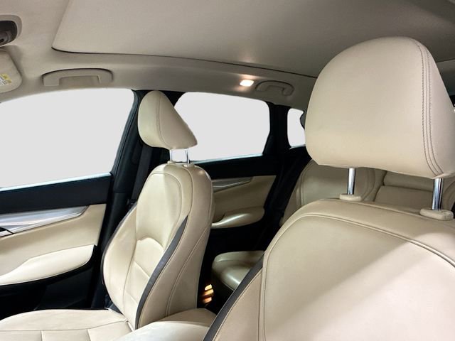 Used 2021 INFINITI QX50 Essential w/ Convenience Package image 23