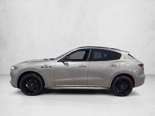 Used 2022 Maserati Levante GT AWD/4WD image 9