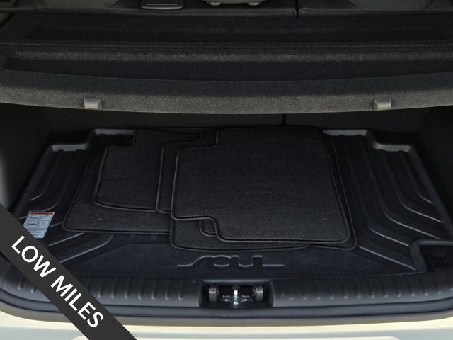 Certified 2024 Kia Soul EX image 10