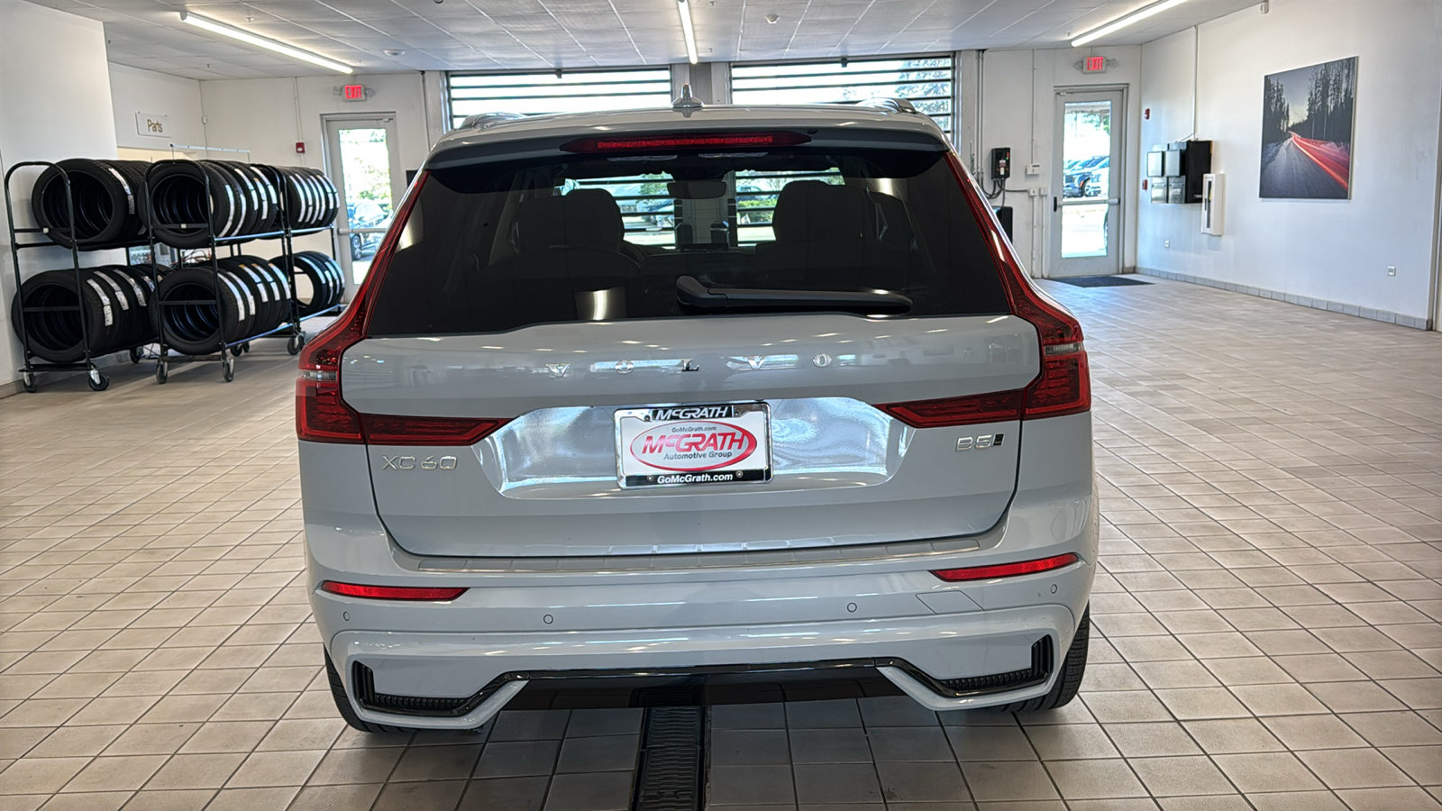New 2026 Volvo XC60 B5 Ultra w/ Protection Package Premier AWD/4WD image 6