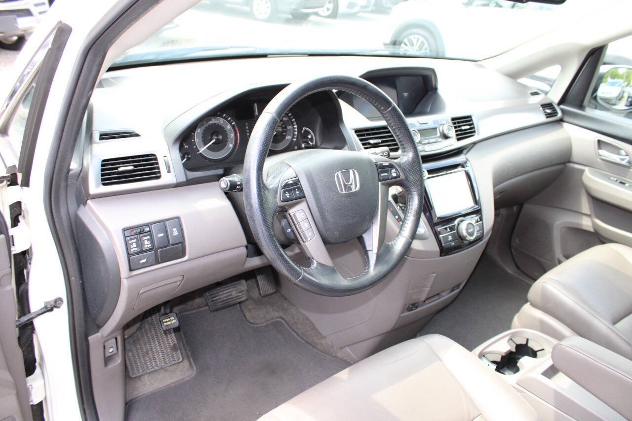 Used 2017 Honda Odyssey EX-L image 13