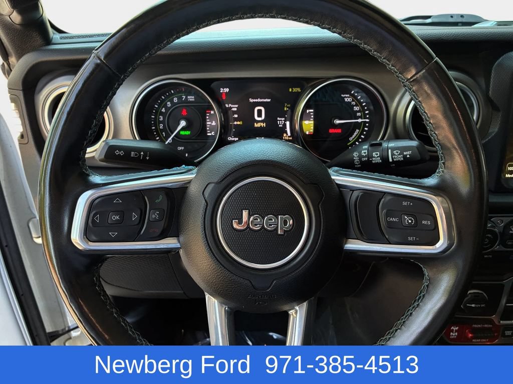 Used 2022 Jeep Wrangler Unlimited Rubicon 4xe w/ Cold Weather Group AWD/4WD image 18