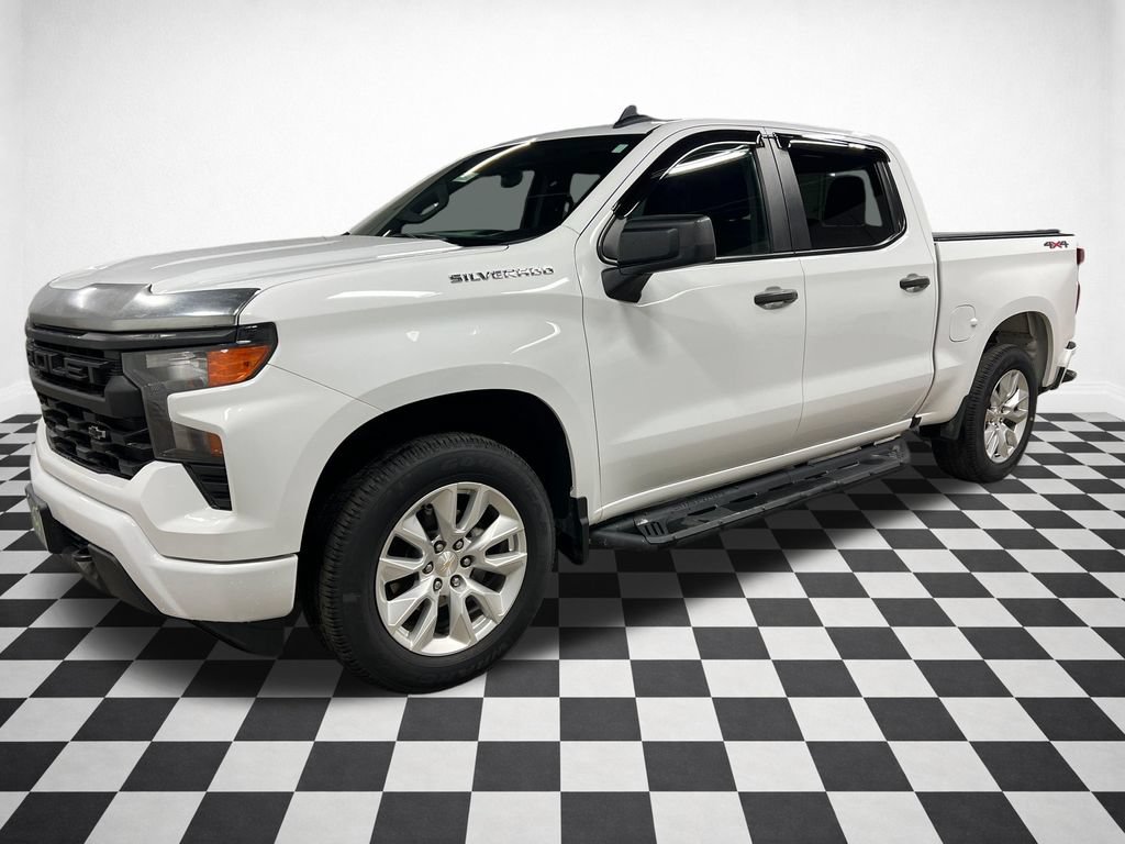 Certified 2023 Chevrolet Silverado 1500 Custom AWD/4WD image 5