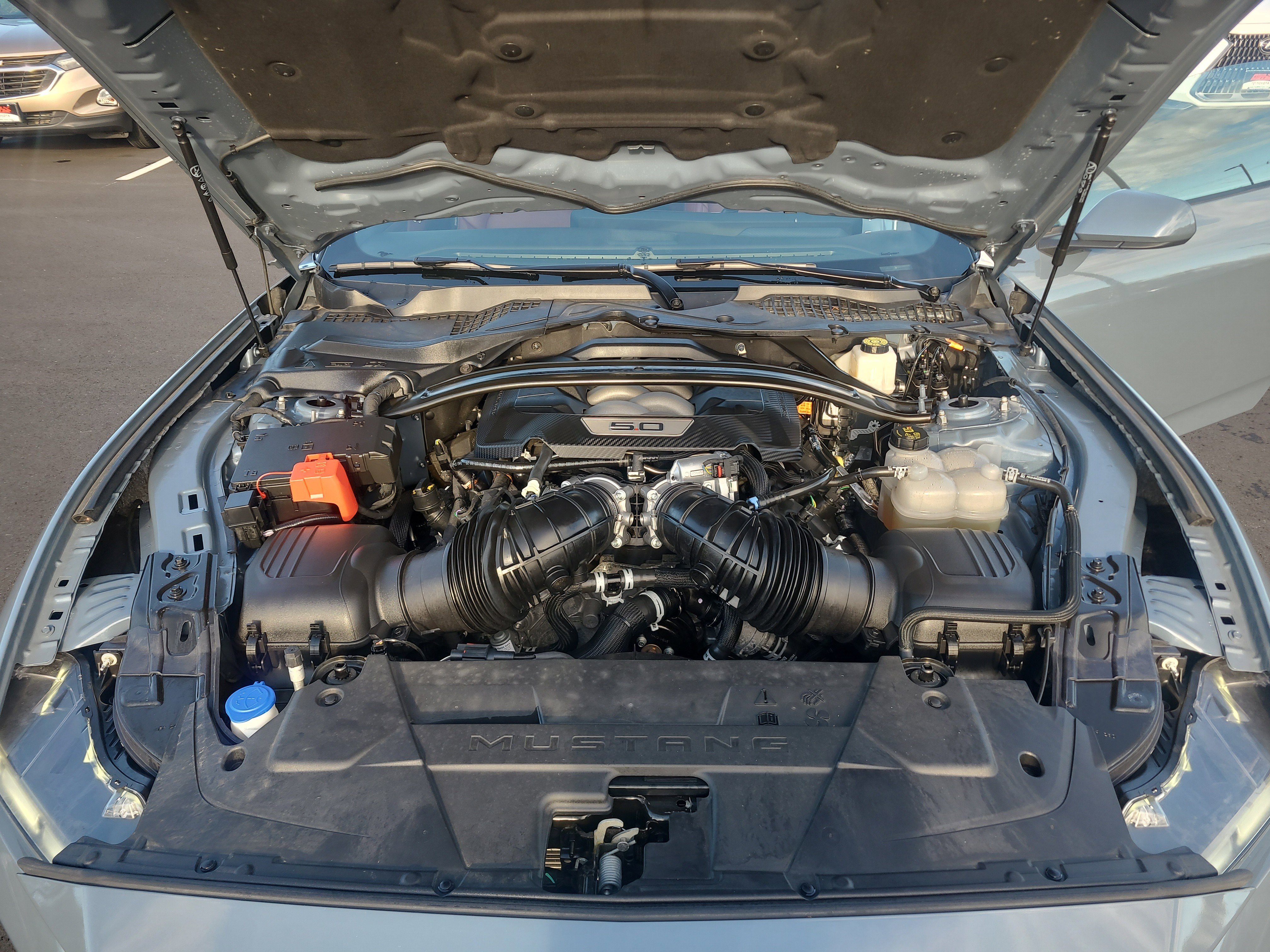 Used 2025 Ford Mustang GT Premium RWD image 32