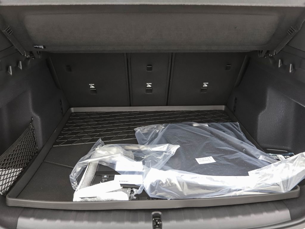 Certified 2025 BMW X1 xDrive28i w/ Premium Package image 24