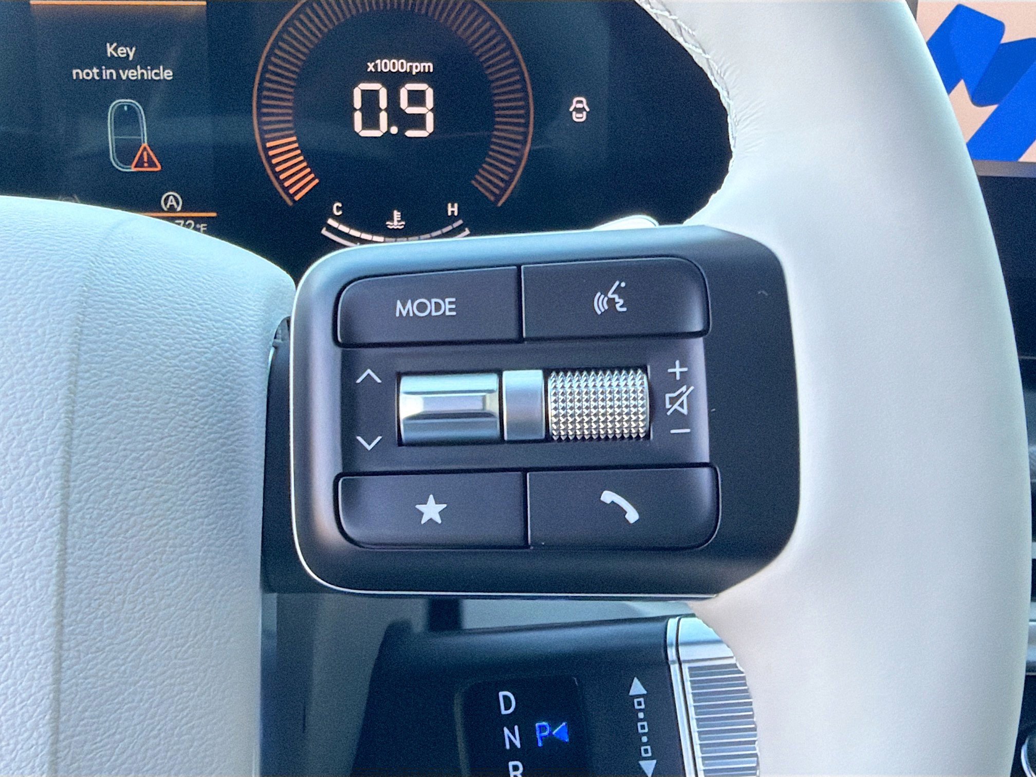 New 2026 Hyundai Santa Fe SE image 32