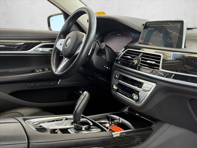 Used 2022 BMW M760i xDrive w/ Luxury Rear Seating Package AWD/4WD image 26