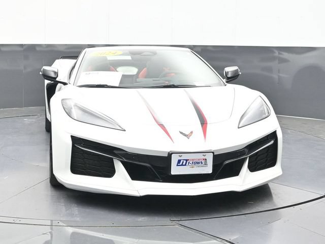 Used 2024 Chevrolet Corvette Z06 RWD image 21