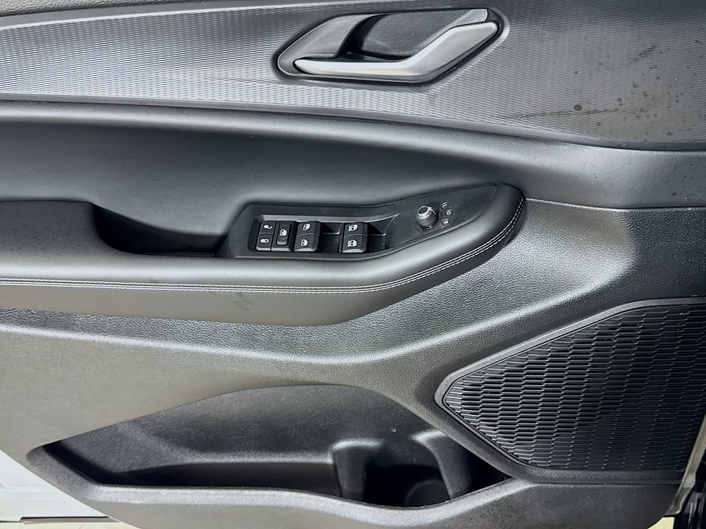 Used 2023 Jeep Grand Cherokee Altitude image 15