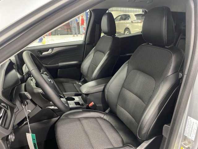 New 2024 Ford Escape SE image 20
