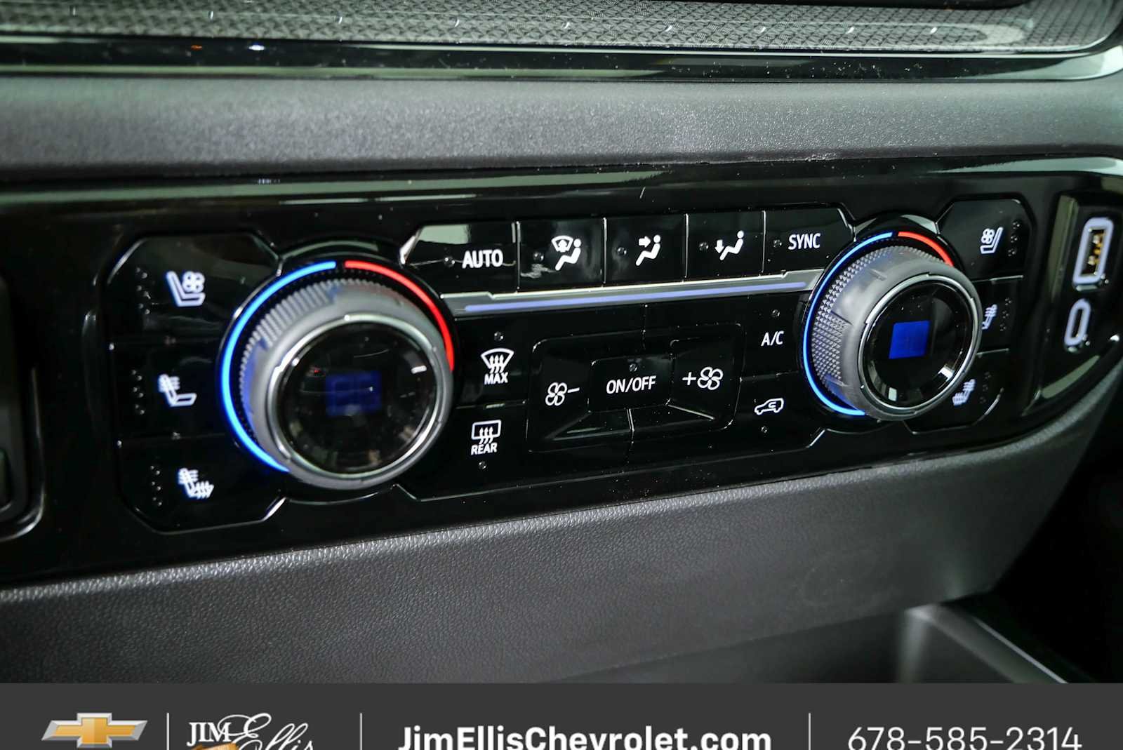 New 2026 Chevrolet Silverado 1500 ZR2 AWD/4WD image 17