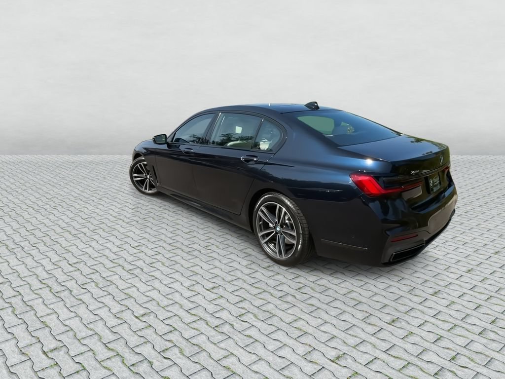 Used 2021 BMW 740i xDrive w/ Autobahn Package AWD/4WD image 6