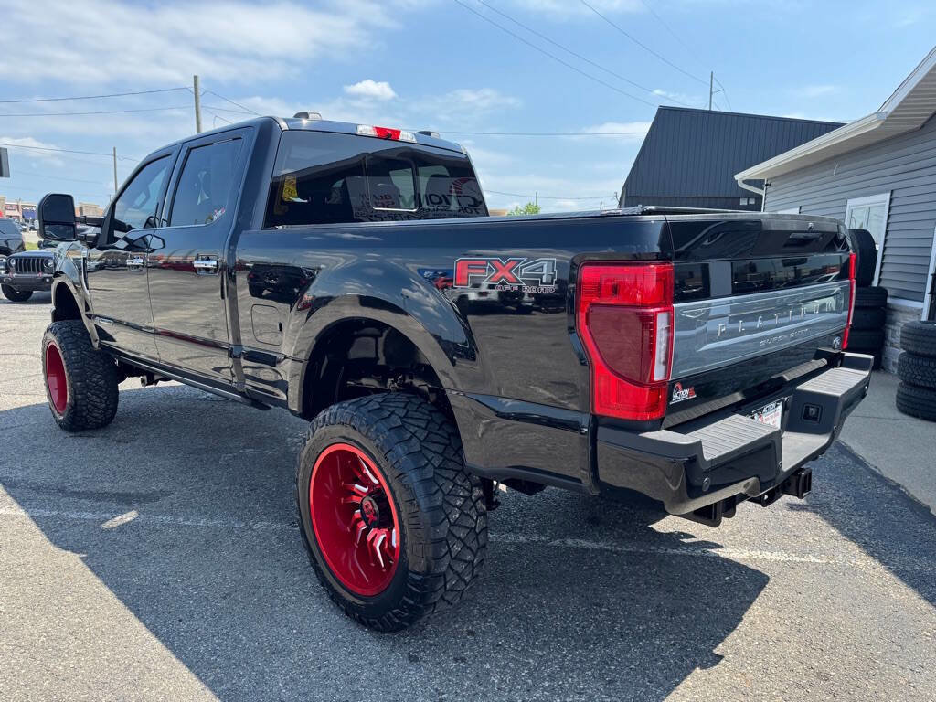 Used 2022 Ford F350 Platinum image 3
