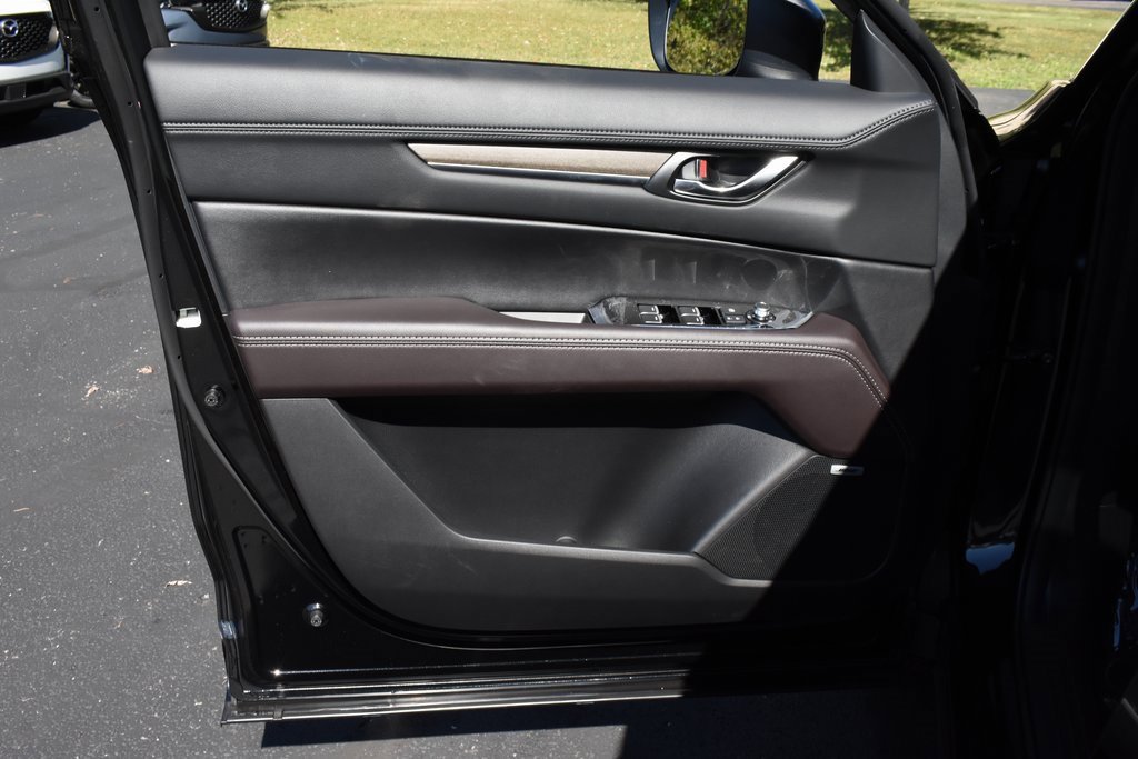 New 2025 MAZDA CX-5 Signature image 15