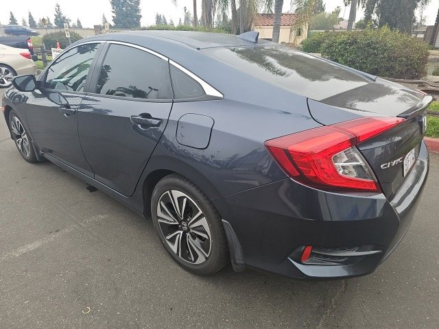 Certified 2018 Honda Civic EX-T image 2