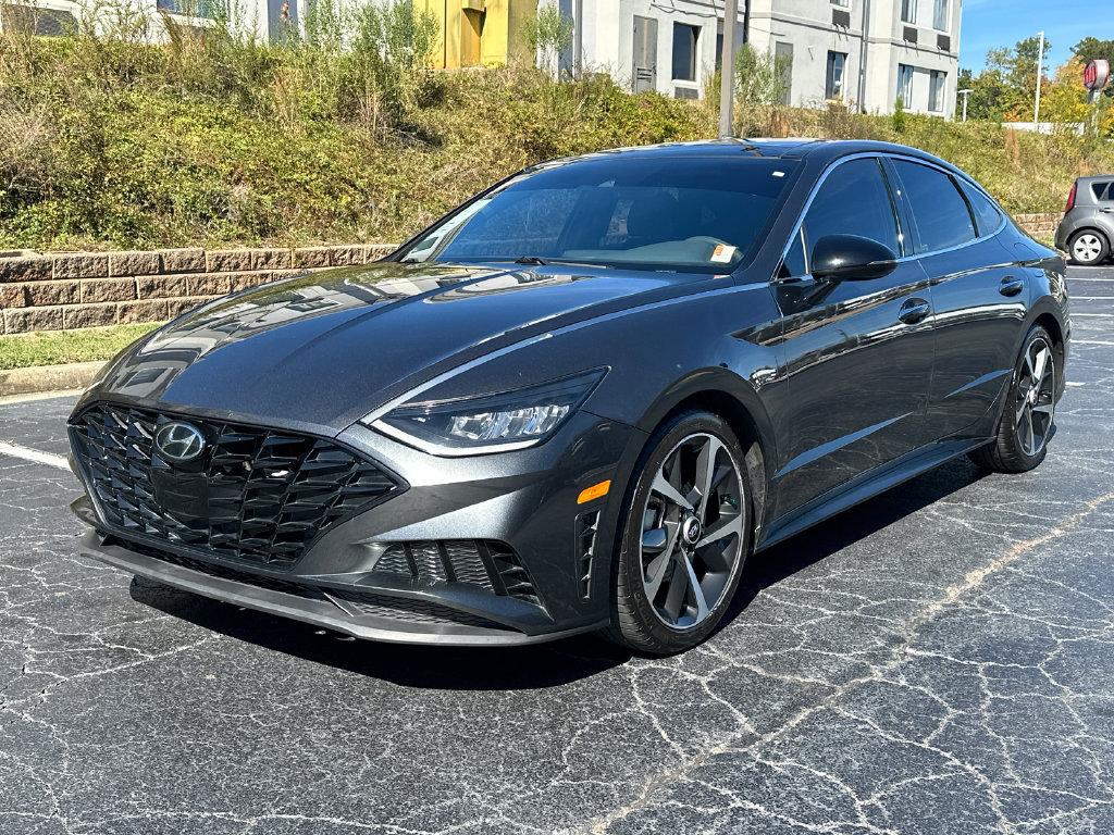 Used 2022 Hyundai Sonata SEL Plus w/ Cargo Package FWD image 3